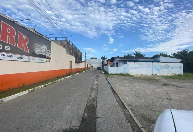 스탠다드 싱글 룸 공동욕실, Itajaí Hostel Pousada