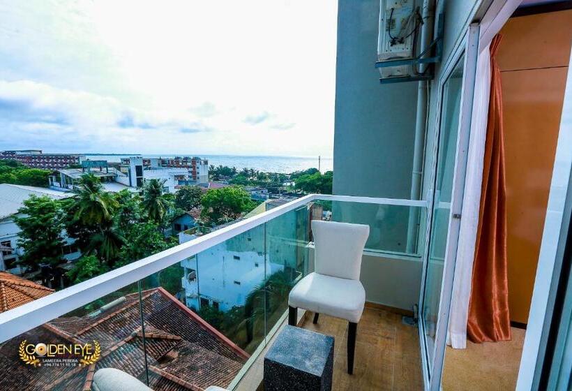 Номер Deluxe Вид на Море с Балконом, Corundum Breeze Negombo