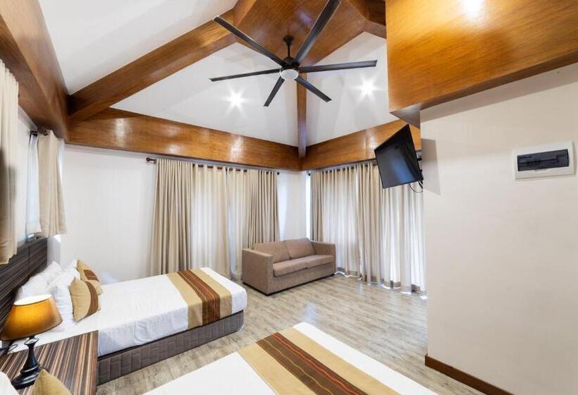 Номер Стандарт Вид на Бассейн, Mist Mountain Resort Powered By Cocotel