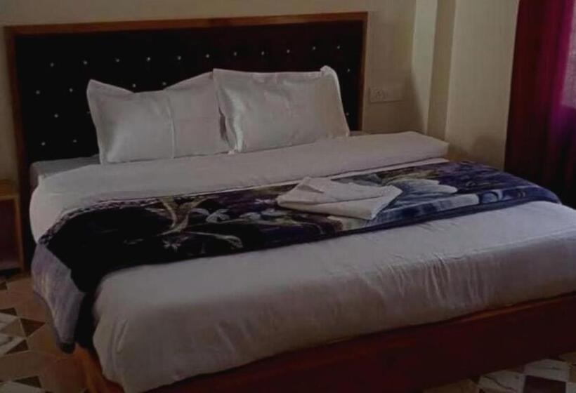 Номер Deluxe, Mont Kufri Resort, Mundaghat