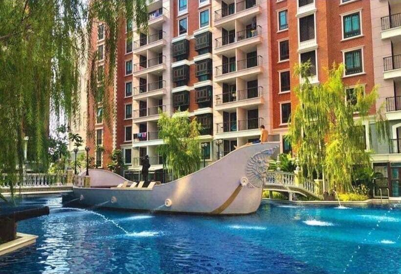 سوئیت با بالکن, Espana Condo Jomtien By Aey