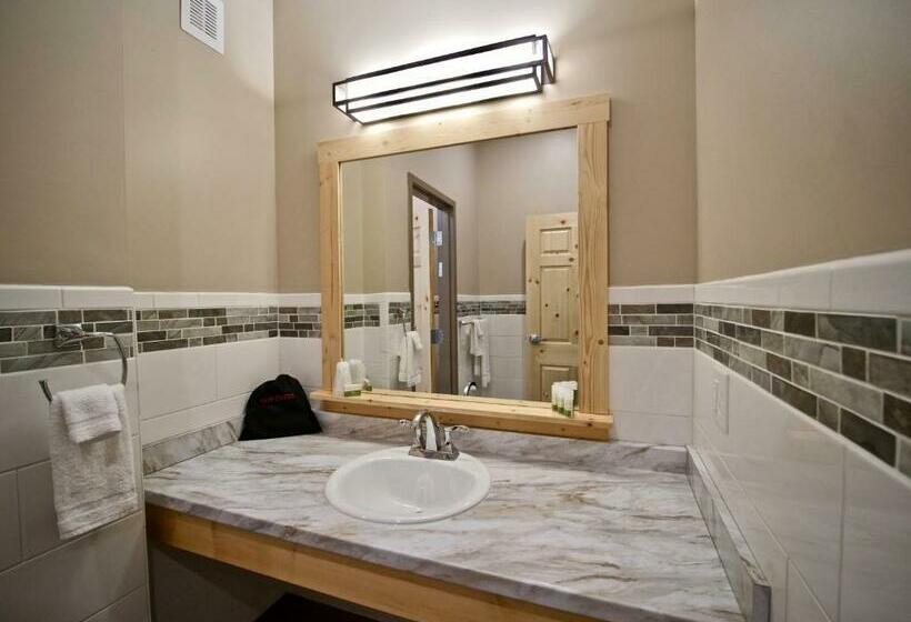 Стандартный Номер Кровать Кинг, Caberfae Peaks Ski & Golf Resort