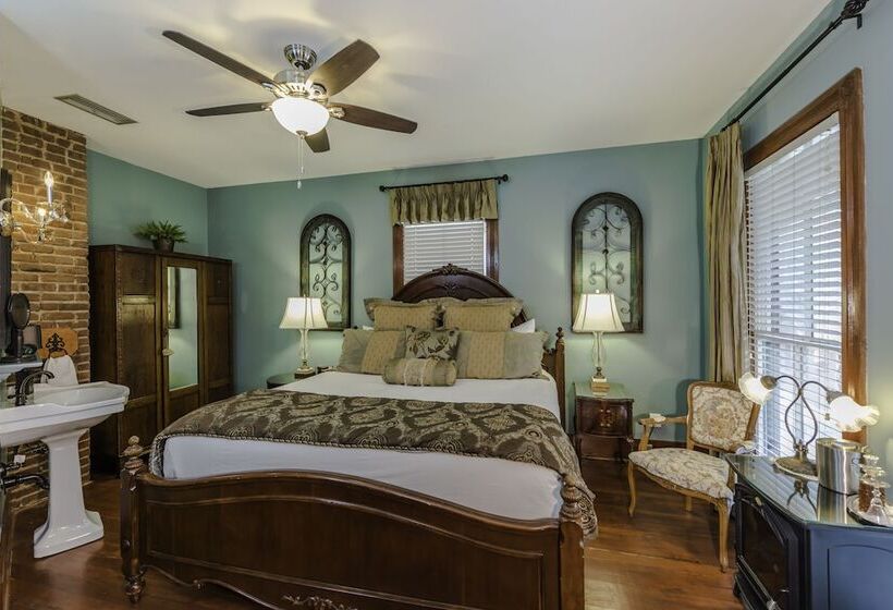 豪华房间, Carriage Way Inn Bed & Breakfast Adults Only   21 Years Old And Up