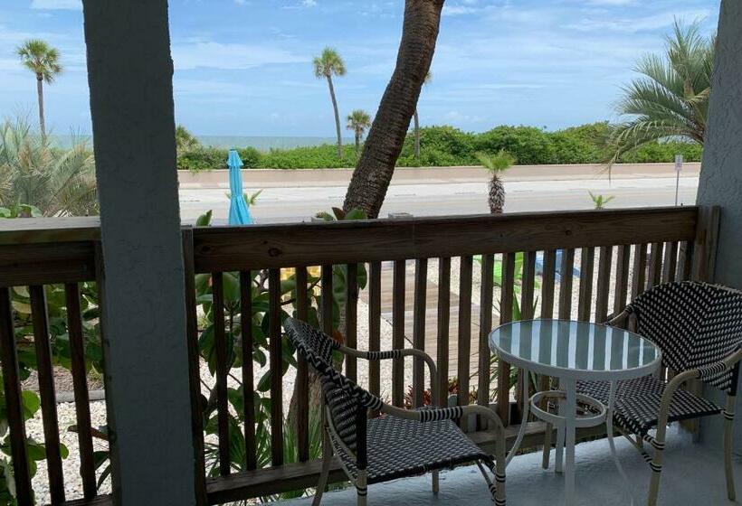 סטודיו סטנדרטי נוף לים, Sabal Palms Inn