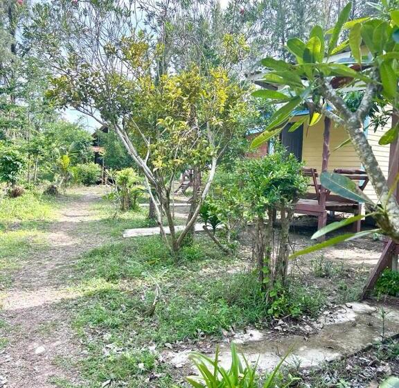 Номер Стандарт Вид на Сад, Neverland Beach Village Bungalows