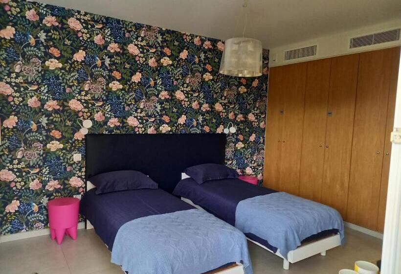 سوییت با چشم‌انداز دریا, Suite Avec 2 Chambres D Hôtes Pour 1 à 4 Personnes Avec Terrasse, Vue Mer, Parking Privé, Proche Por