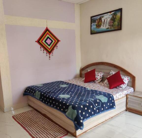 Номер Стандарт с Балконом, Samarth Home Stay