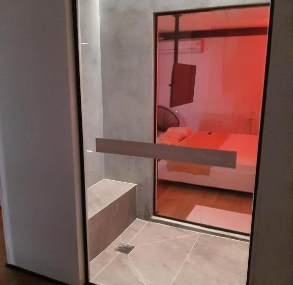 자쿠지 스위트, Luv Gardens Motel   Adults Only