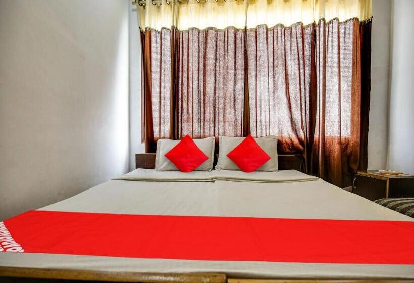 Трехместный Номер Классика, Oyo Hotel Sun Stone