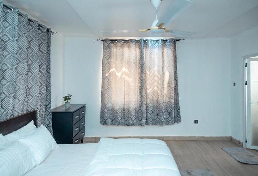 اتاق لوکس با بالکن, 7brothers Guesthouse