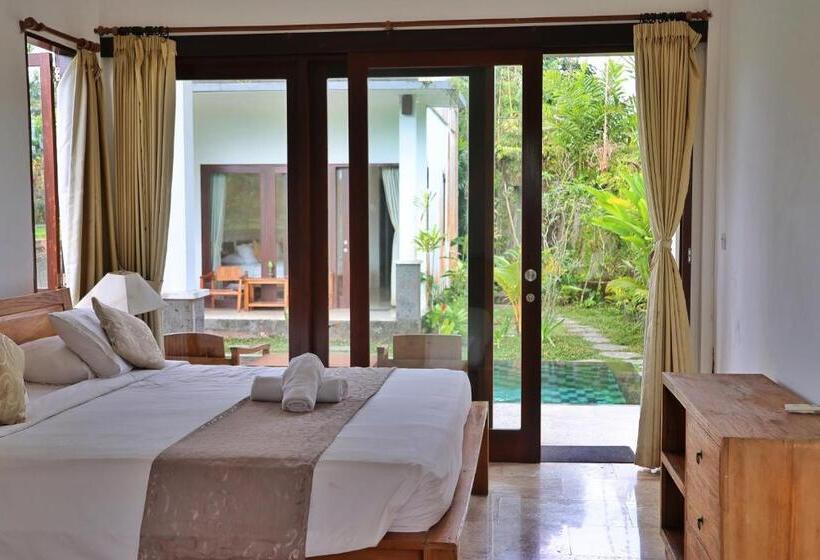 Номер Стандарт Вид на Бассейн, Serendipity   Villa Kemuning