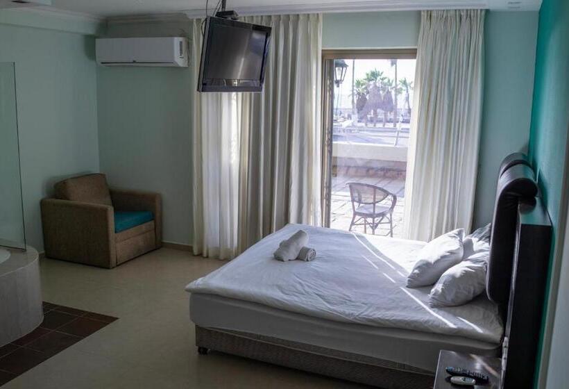 Семейный Номер Deluxe, Marina Beach
