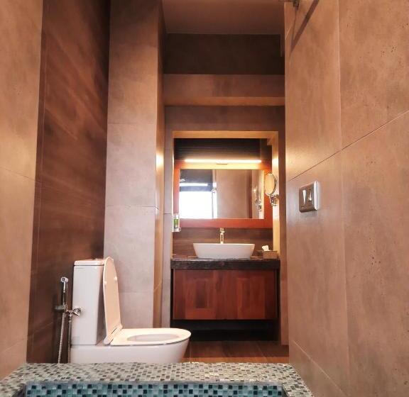 Трехместный Номер Комфорт, Thimbiri Wewa Resort Wilpattu