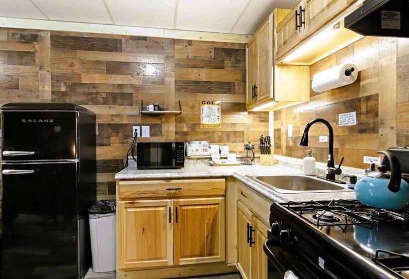 Студио Стандарт с Видом, Leadville Motor Lodge