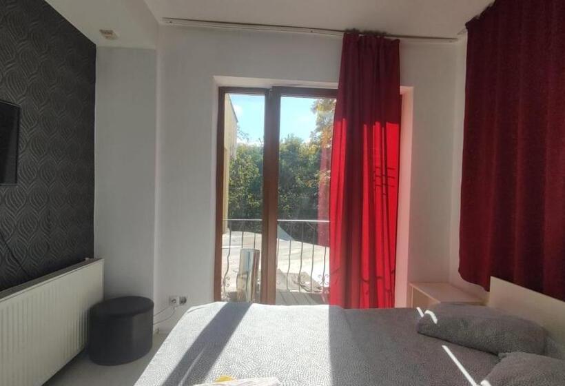 غرفة قياسية, Vila Ka1