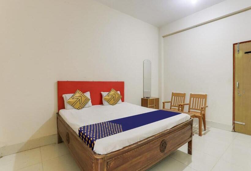 三人经典房间, Spot On Mountain View Lodge And Guest House