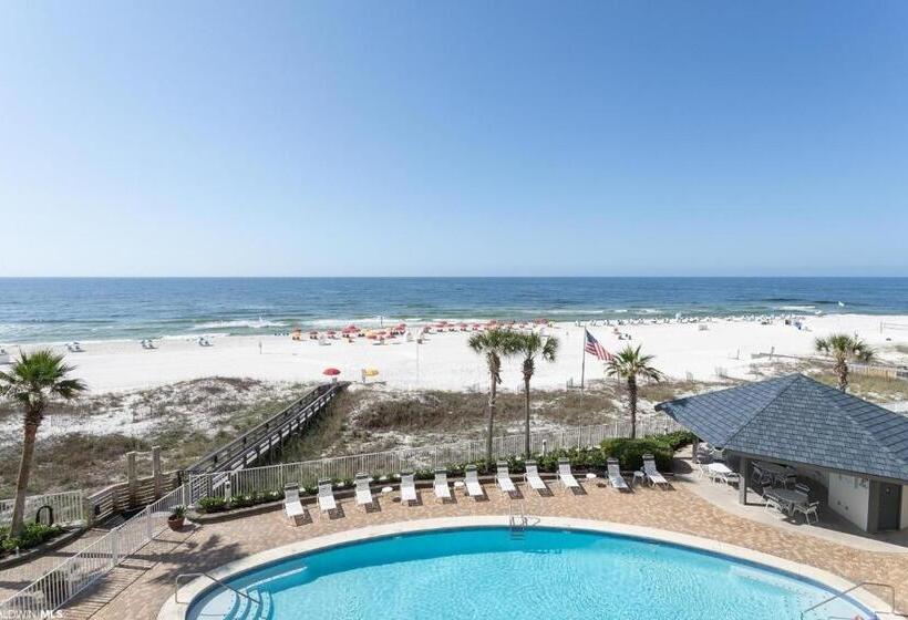 דירת חדר נוף לים, Windward Pointe   404   Amazing Views Huge Balcony 3 Bed