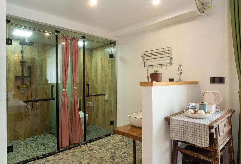 Семейный Номер, Cloudy Warm Hotel   Huangshan Scenic Area Transfer Center Branch