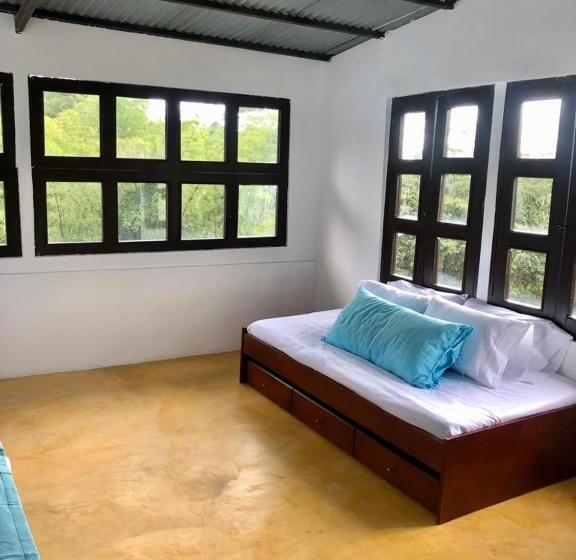 غرفة عائلية, La Santísima   La Mesa Eco Finca