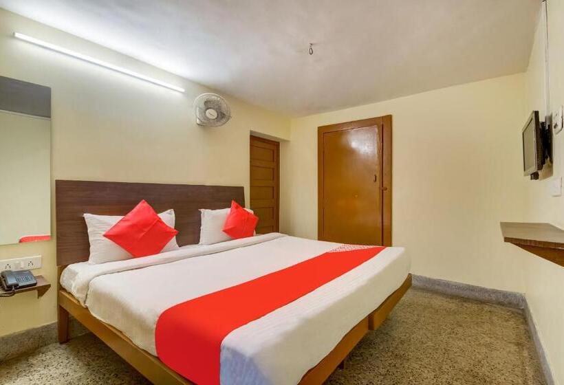 Номер Стандарт, Oyo Flagship 77109 Hotel B Squre Villa