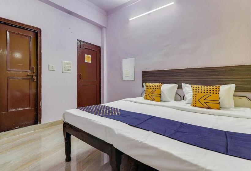 Трехместный Номер Классика, Oyo Flagship Hotel Bhaskar