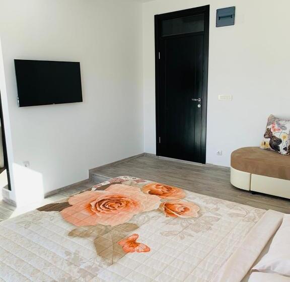 اتاق استاندارد با تخت بزرگ, Seafront Apartments