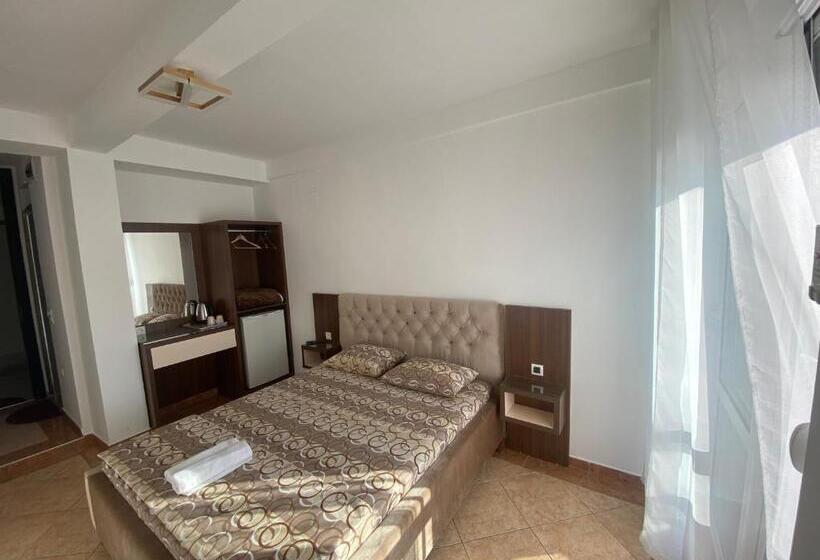 اتاق استاندارد با چشم‌انداز دریا, Seafront Apartments