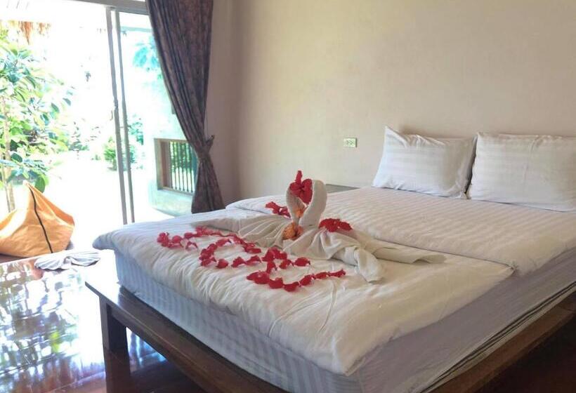 Номер Стандарт Вид на Сад, Prompakdee Kohmak Resort