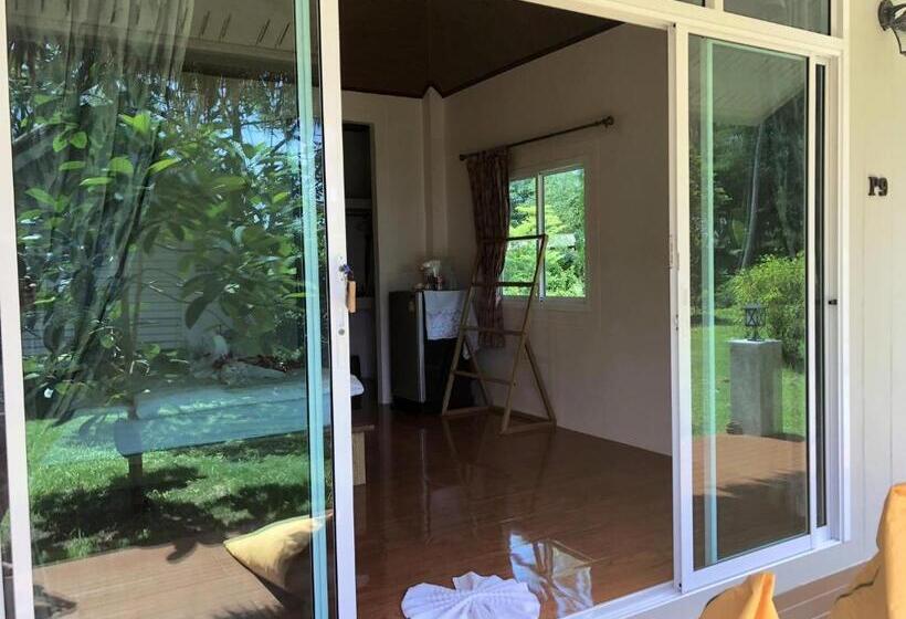 Номер Стандарт Вид на Сад, Prompakdee Kohmak Resort