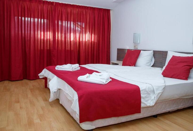 Апартаменты 2 Спальни, Mountain Paradise By The Walnut Trees   Free Wellness