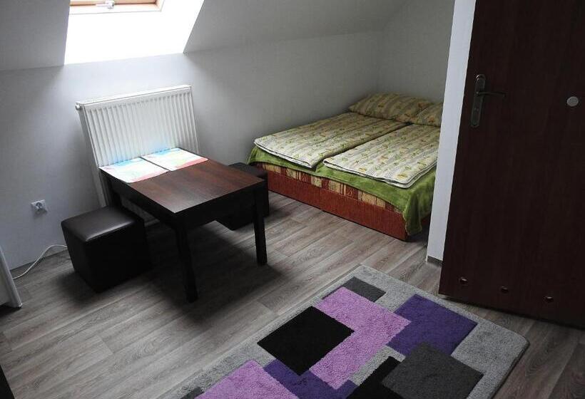 Номер Стандарт, Dom Wczasowy Pięciu Pomostów I Domki Letniskowe