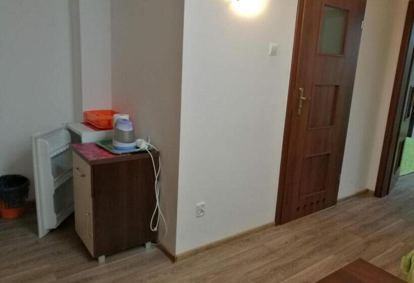 Апартаменты 1 Спальня, Dom Wczasowy Pięciu Pomostów I Domki Letniskowe