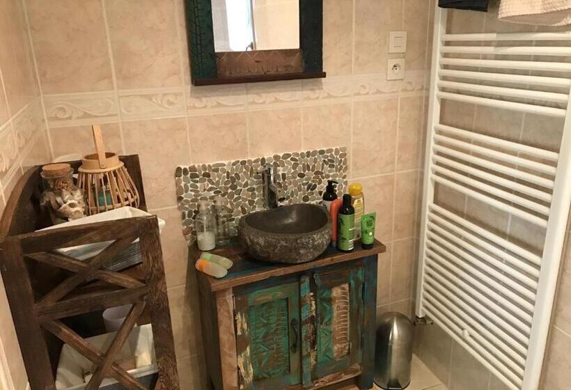 Студия Deluxe, Papillons B&b   Beauty, Comfort And Peace 25 Mins From Puy Du Fou