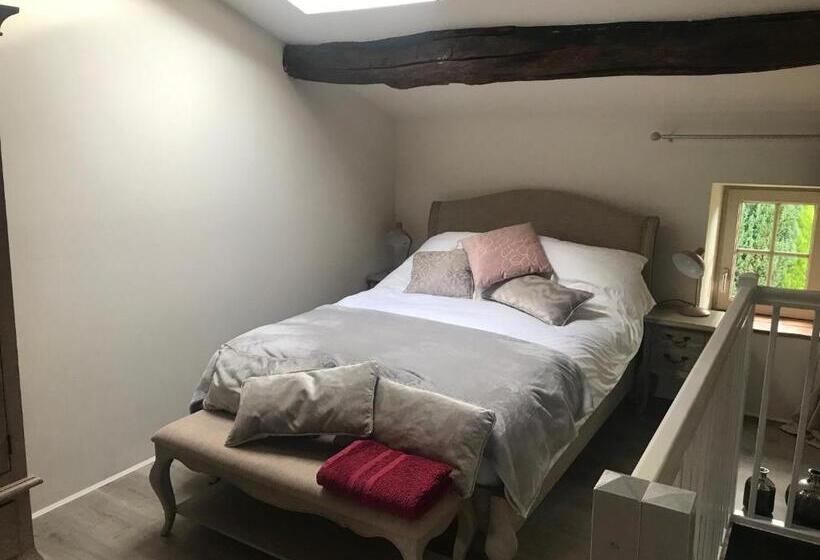 Студия Deluxe, Papillons B&b   Beauty, Comfort And Peace 25 Mins From Puy Du Fou