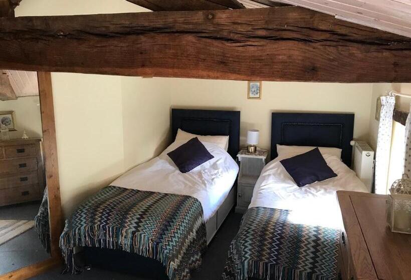 Family Suite, Papillons B&b   Beauty, Comfort And Peace 25 Mins From Puy Du Fou