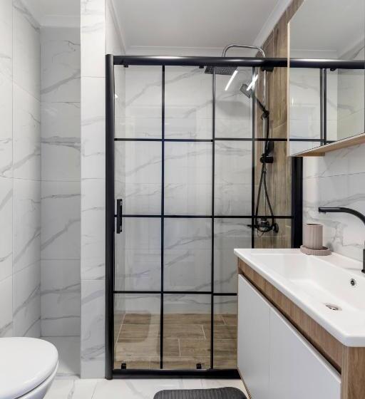 Family Suite, Luna Residence
