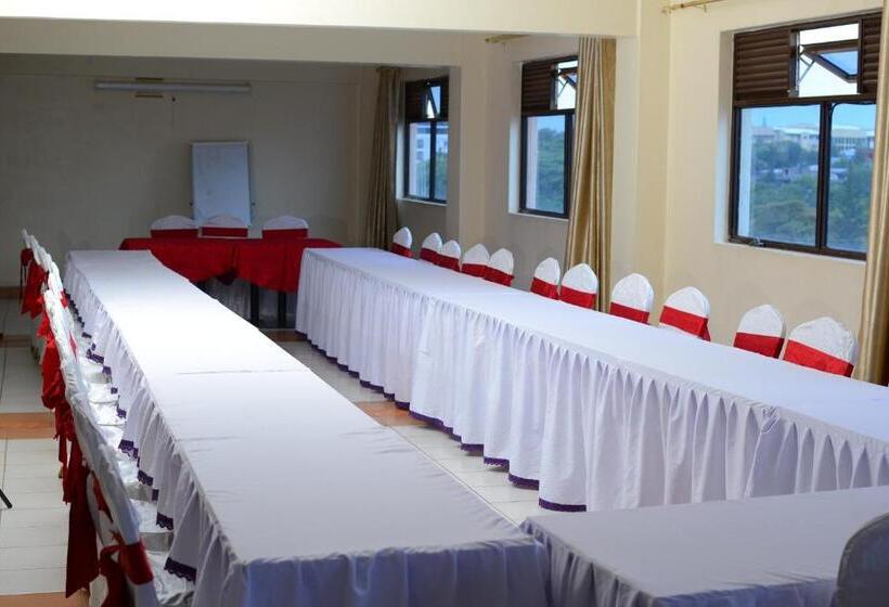 اتاق اکونومی, Quinten Hotel Kisumu