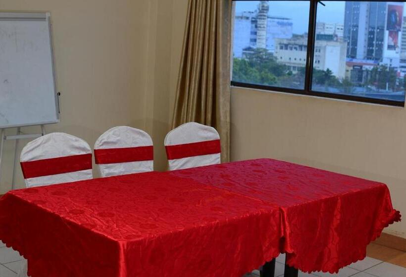 اتاق اکونومی, Quinten Hotel Kisumu