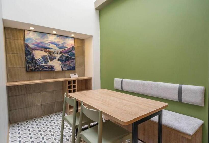 스위트 킹사이즈 침대, Siete Balcones Hotel Coworking