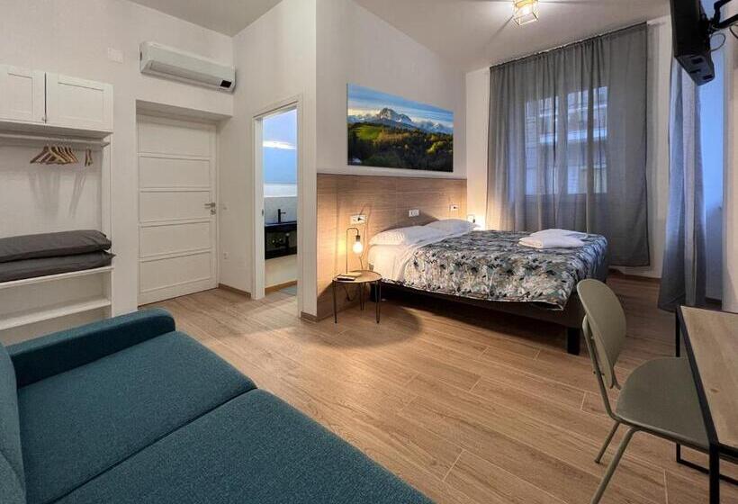 اتاق استاندارد سه نفره, Apartment Sofia