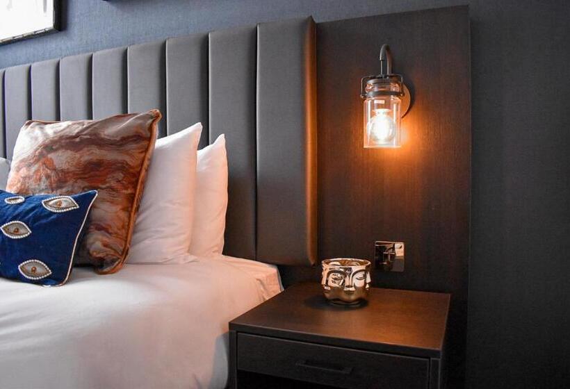 스탠다드 스튜디오, Duke Street Townhouse