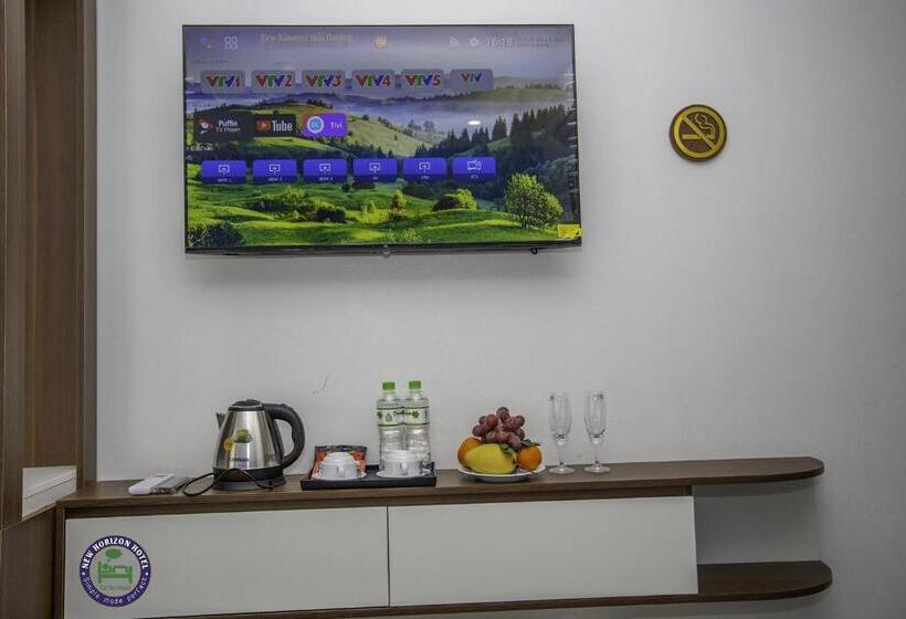 اتاق لوکس با تخت بزرگ, Chân Trời Mới  New Horizon