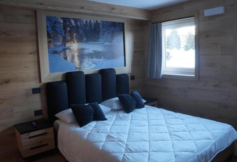 Номер Стандарт Вид на Горы, Anemone Bianco Suite Rooms