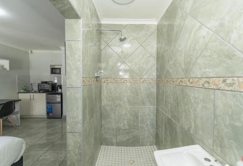 Номер Стандарт, 16 On 7th Guesthouse Summerstrand