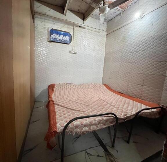 Семейный Номер, Shyam Sadan Guest House