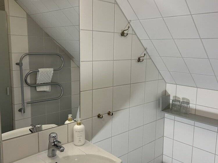 Номер Стандарт, Halmstad Gårdshotell