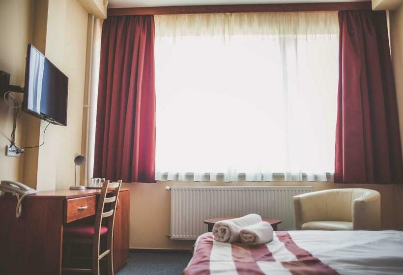 Номер бизнес-класса, Fordan Hotel Pécs