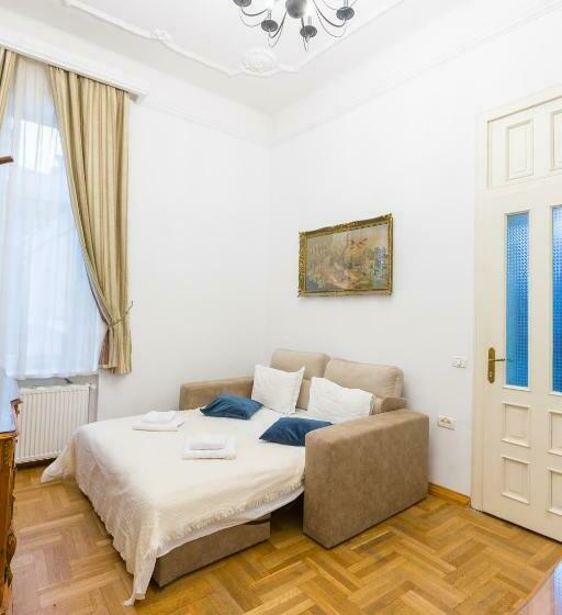 سوییت لوکس, Residence Central Annapolis