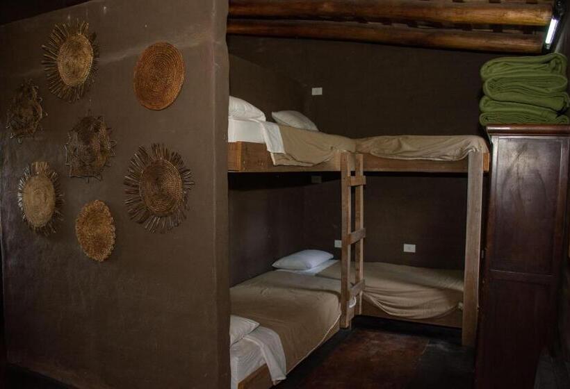 家庭房间共用浴室, Posada Punta De Piedra
