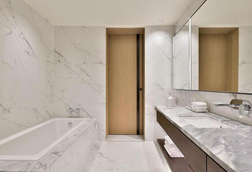 Номер Executive Кровать Кинг, Courtyard By Marriott Gorakhpur